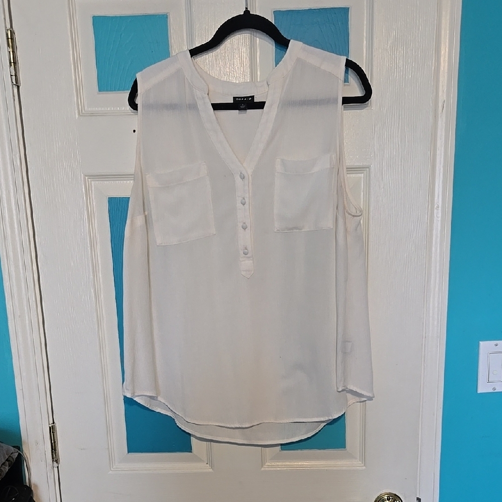 Women's White Sleeveless Top